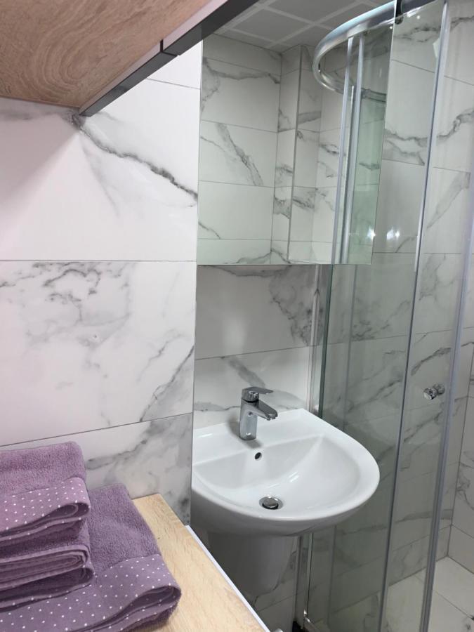 Pink Modern Apartment สโกเปีย ภายนอก รูปภาพ