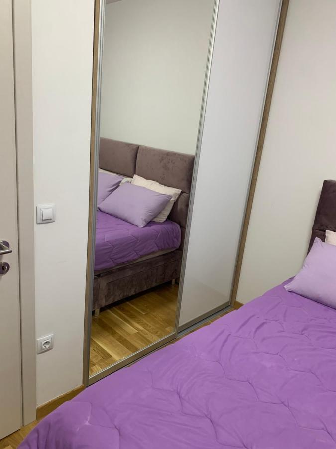 Pink Modern Apartment สโกเปีย ภายนอก รูปภาพ